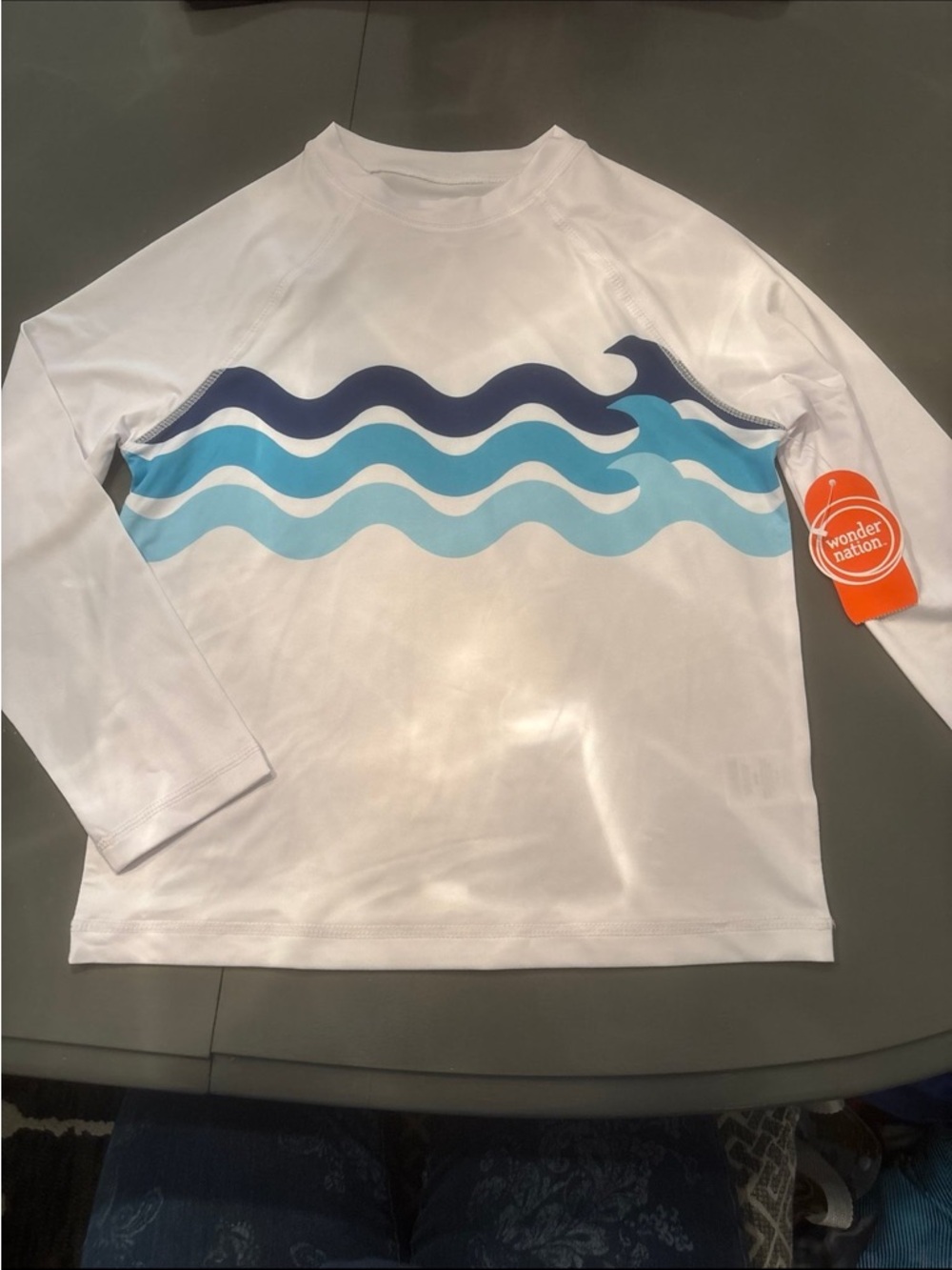 Boys Rashguard Size M (8)